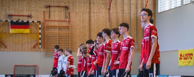 Team Trophy 25 rot v2